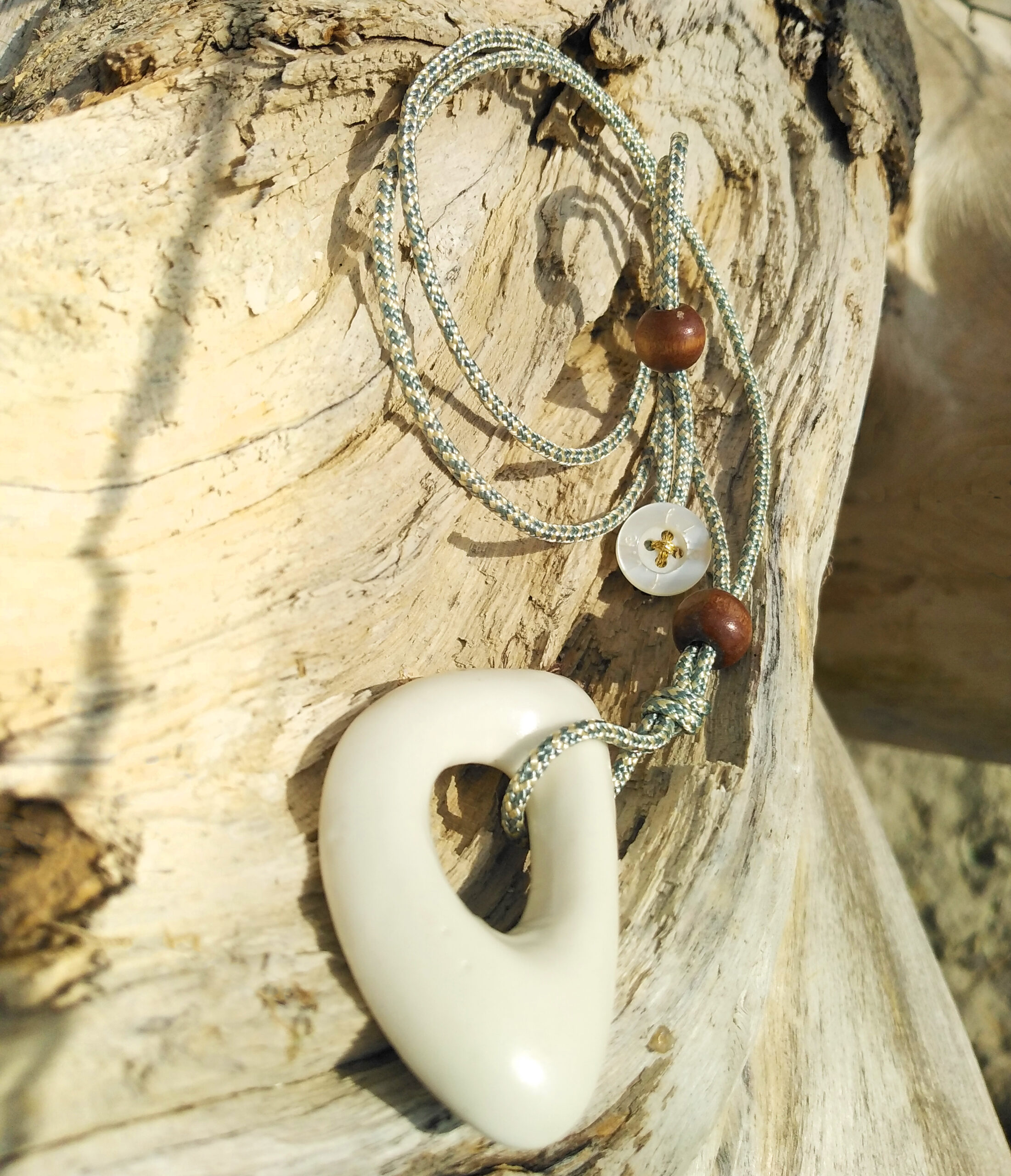 COLLIER SWEET ESCAPE